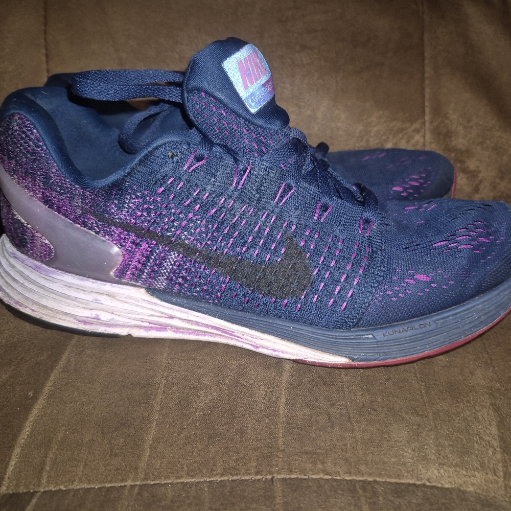 Nike Lunarglide 7 Flyknit Blue/Purple Women’s Athletic Training Shoes Size 9.5
